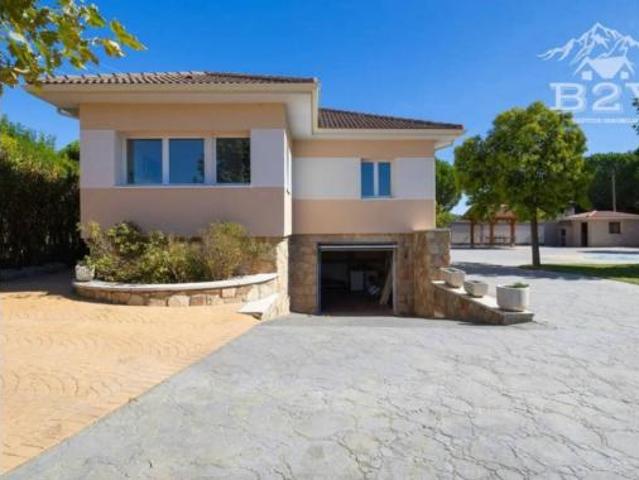 Chalet en venta en Sexmo de Lozoya, Navalafuente