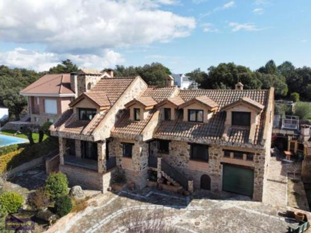 Chalet en venta en Sexmo de Lozoya, Navalafuente