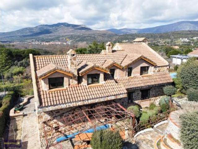 Chalet en venta en Sexmo de Lozoya, Navalafuente