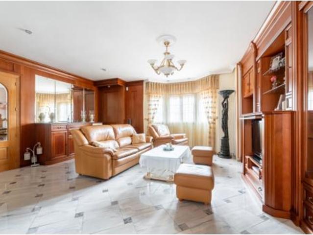 Villa en venta en Navalcarnero, Covadonga
