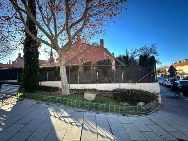 Villa en venta en Navalcarnero, Galileo