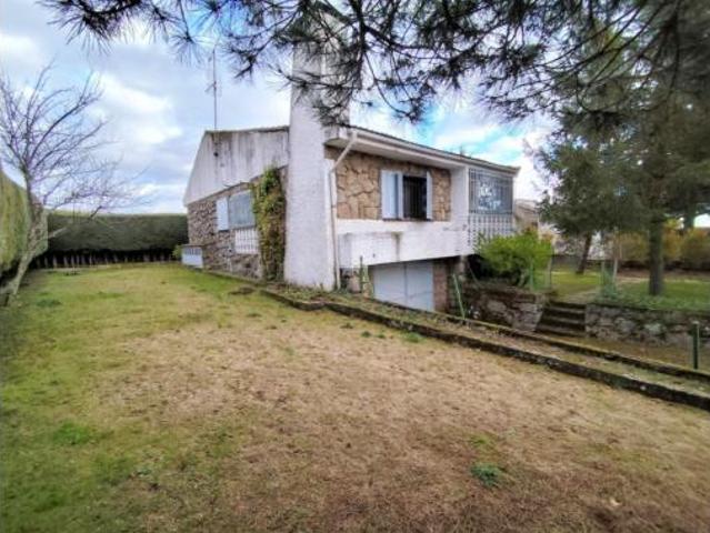 Chalet en venta en Navalperal De Pinares, Castilla y León