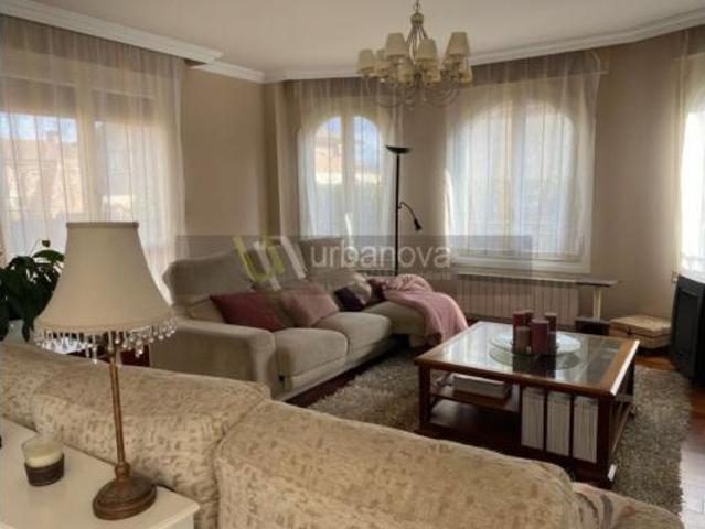 Chalet en venta en Navarrete, La Rioja