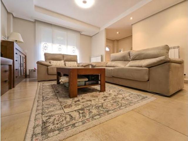 Chalet en venta en Navarrete, La Rioja