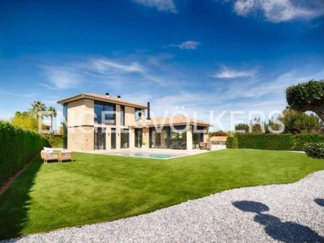 Chalet en venta en Navata, Girona