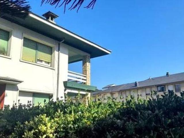 Chalet en venta en Navia, Asturias