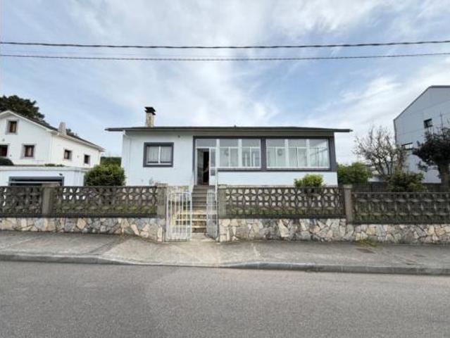 Chalet en venta en Navia, Asturias
