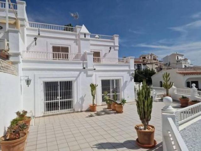 Chalet en venta en Maro, La Axarquía