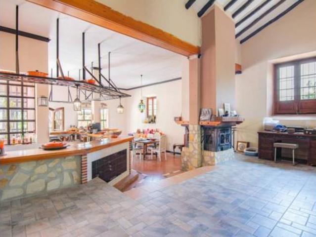 Chalet en venta en Maro, La Axarquía