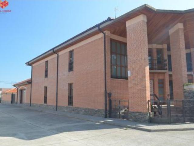 Chalet en venta en Nieva, Castilla y León