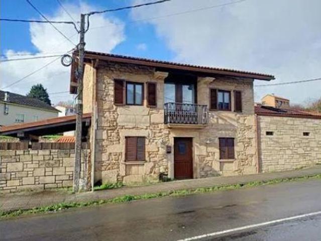 Chalet en venta en Noia, Galicia