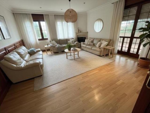 Chalet en venta en Noja, Cantabria