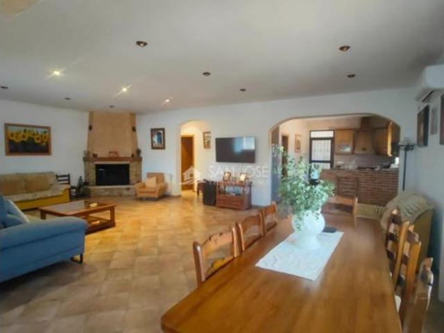 Chalet en venta en La Cruz, el Vinalopó Mitjà / El Vinalopó Medio