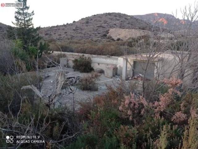 Chalet en venta en La Cruz, el Vinalopó Mitjà / El Vinalopó Medio