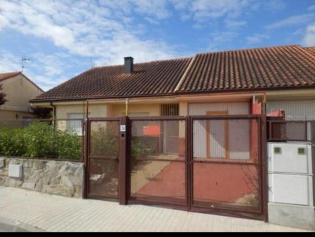 Chalet en venta en Novés, Castilla-La Mancha