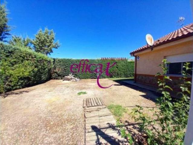 Chalet en venta en Novés, Castilla-La Mancha
