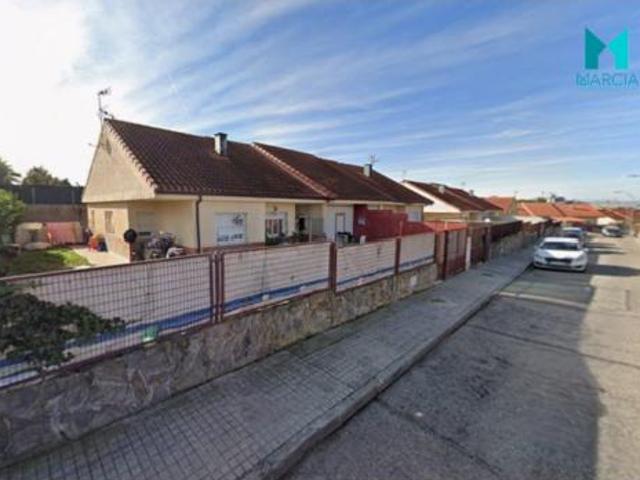 Chalet en venta en Novés, Castilla-La Mancha
