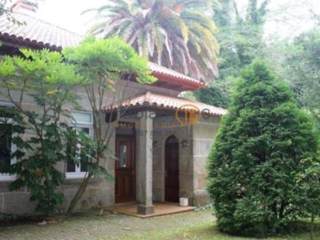 Chalet en venta en O Grove, O Salnés