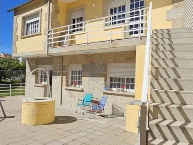Chalet en venta en O Grove, O Salnés