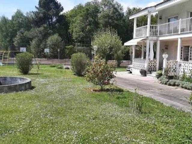 Chalet en venta en Prexigueiró, Ourense