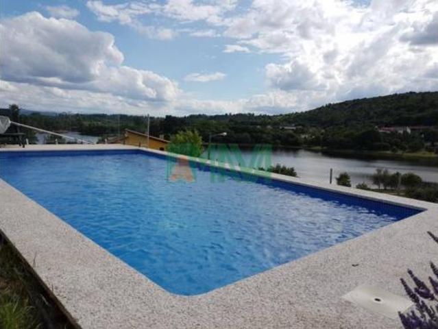 Villa en venta en O Pereiro De Aguiar, O Pereiro de Alén
