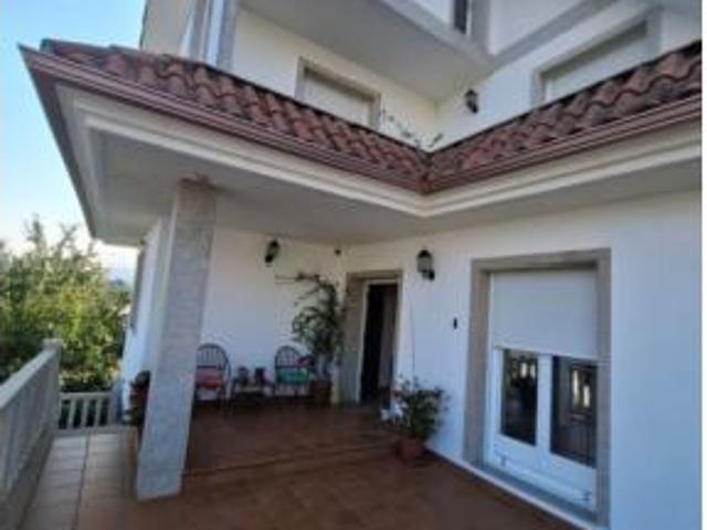 Chalet en venta en Vilariño, Ourense