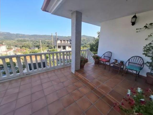 Chalet en venta en Vilariño, Ourense