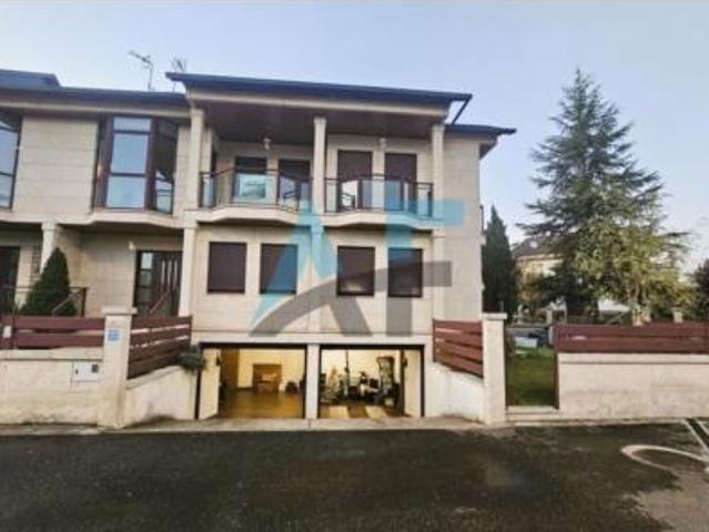 Chalet en venta en Prexigueiró, Ourense