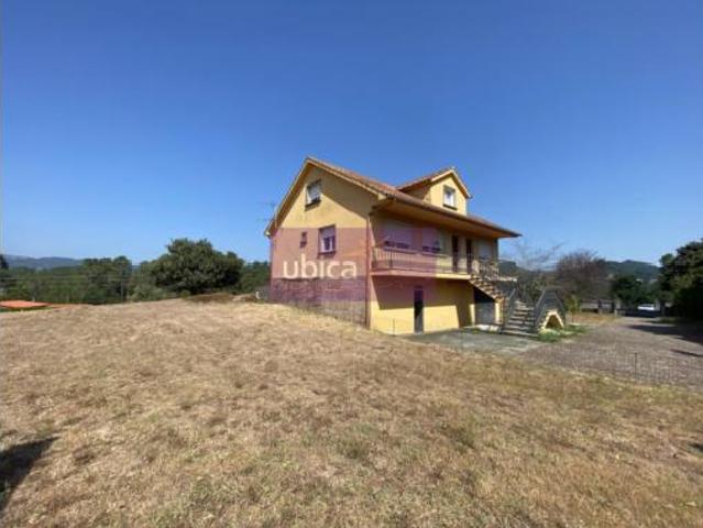 Chalet en venta en O Porriño, Vigo