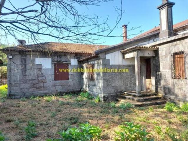 Chalet en venta en San Salvador de Budiño, Vigo