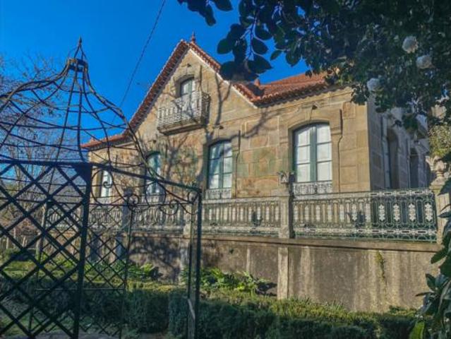 Chalet en venta en O Porriño, Vigo