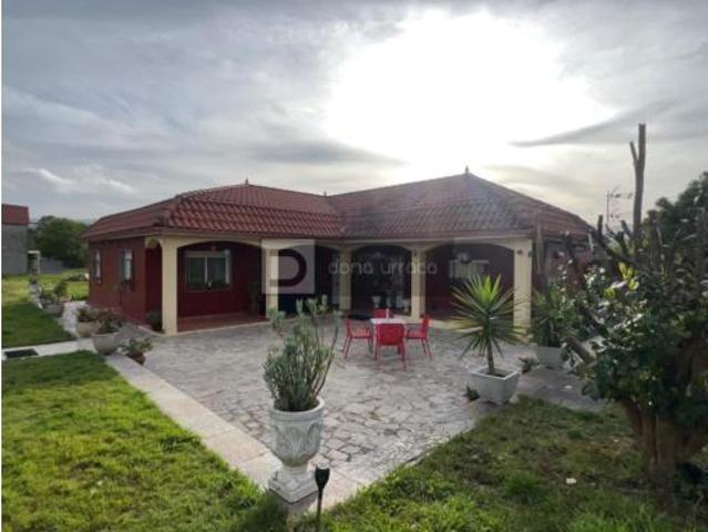 Chalet en venta en O Porriño