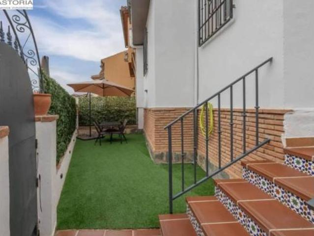 Chalet en venta en Ogíjares, Granada