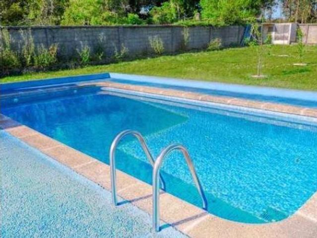 Chalet en venta en Oleiros, A Coruña