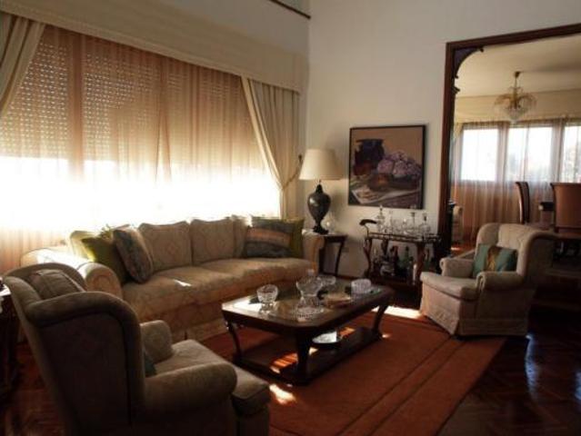 Villa en venta en Oleiros