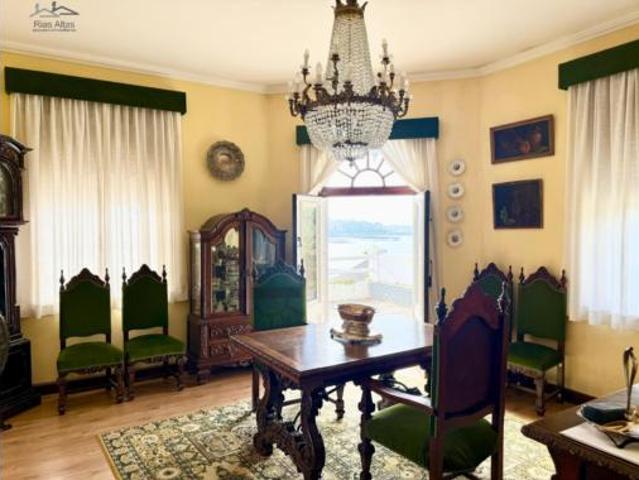 Chalet en venta en Oleiros, A Coruña