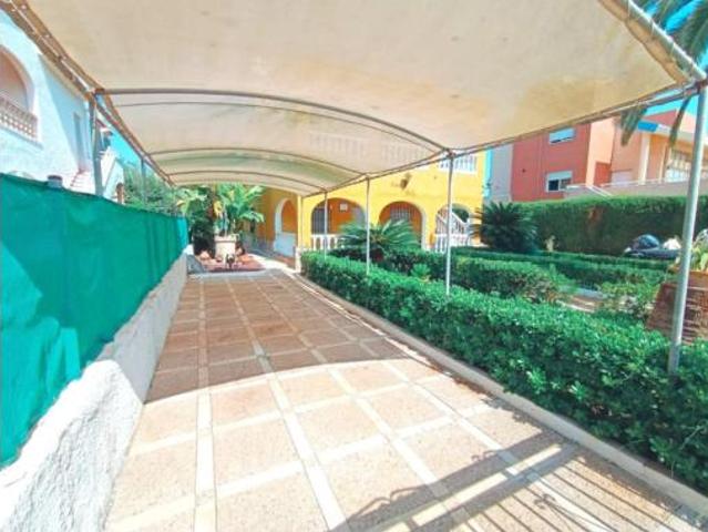 Chalet en venta en Urbanització Platja d'Oliva, la Safor
