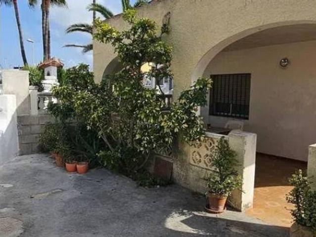 Chalet en venta en Urbanització Platja d'Oliva, la Safor