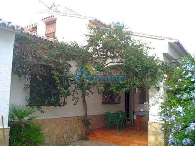 Chalet en venta en Urbanització Platja d'Oliva, la Safor