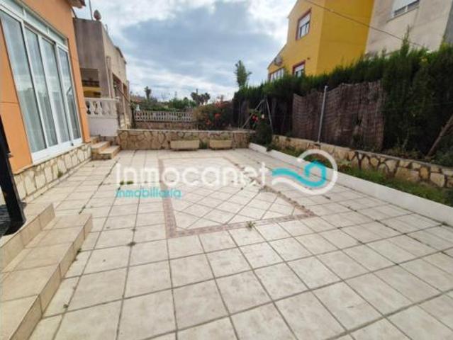 Chalet en venta en Urbanització Platja d'Oliva, la Safor