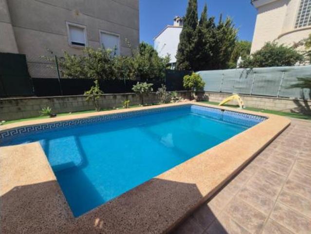 Chalet en venta en Urbanització Platja d'Oliva, la Safor