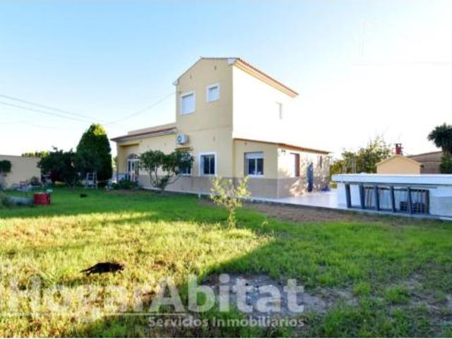 Chalet en venta en Urbanització Platja d'Oliva, la Safor