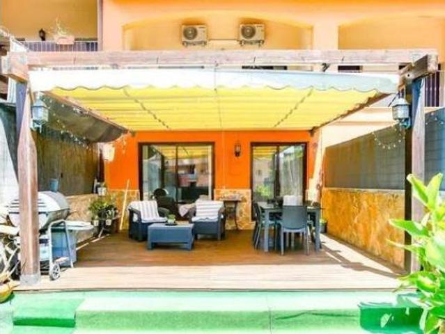 Chalet en venta en Mas Milà, Olivella