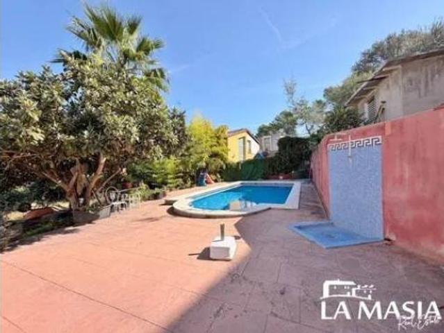 Chalet en venta en Olivella, Barcelona