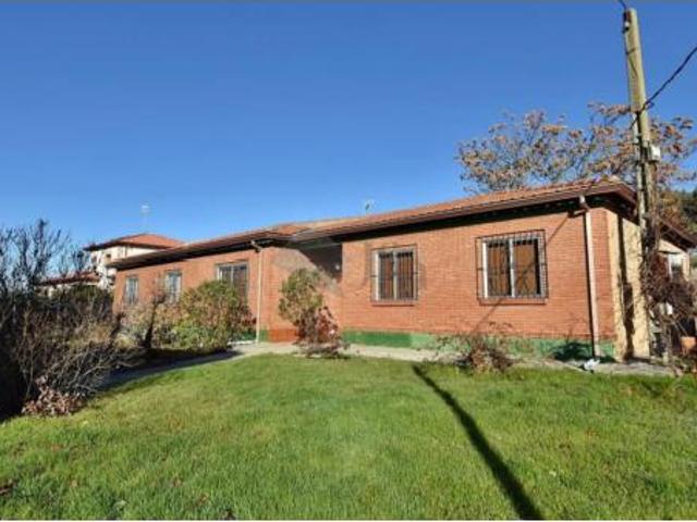 Chalet en venta en Olmedo De Camaces, Castilla y León