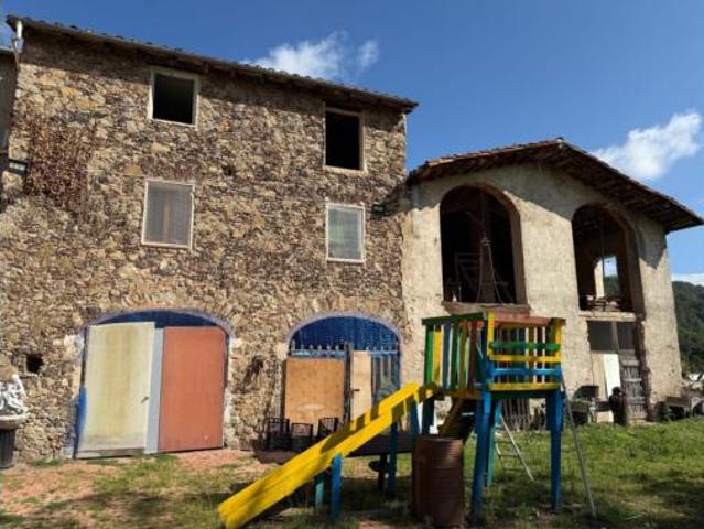 Chalet en venta en Garrotxa, Catalunya