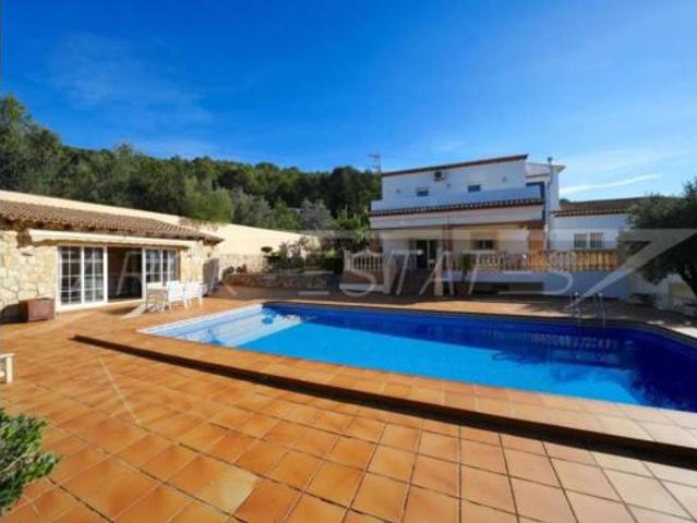 Villa en venta en Orba, Foietes