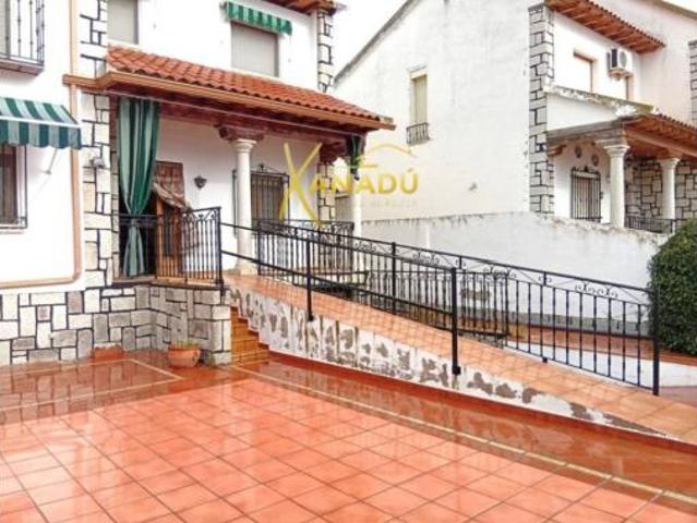 Chalet en venta en Orgaz, Castilla-La Mancha