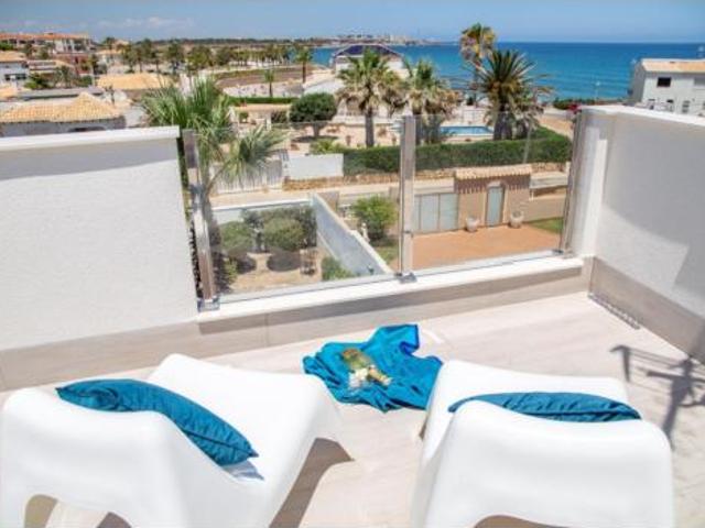 Chalet en venta en Urbanización La Zenia II, el Baix Segura / La Vega Baja