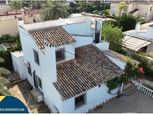 Chalet en venta en Urbanización La Zenia II, el Baix Segura / La Vega Baja
